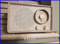 Working vintage 1950s Braun midcentury tube radio Dieter Rams, Braun & Eichler