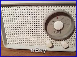 Working vintage SK2 Braun midcentury tube radio excellent condition