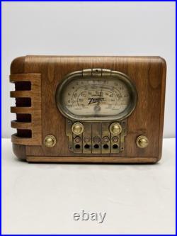 ZENITH Antique Table Radio (1939) Model #5-S-319 WORKS