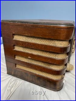ZENITH Radio Model 7-S-529 Antique