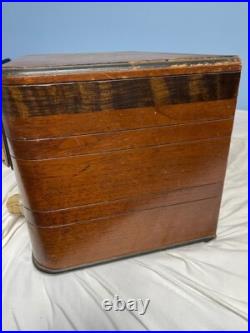 ZENITH Radio Model 7-S-529 Antique