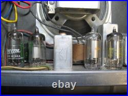 ZENITH Z402R 4 tubes vacuum tube radio 1950s Vintage Made in USA ZENITH Z402R 4 tubes vacuum tube radio 1950s Vintage Made in USA