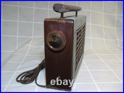 ZENITH Z402R 4 tubes vacuum tube radio 1950s Vintage Made in USA ZENITH Z402R 4 tubes vacuum tube radio 1950s Vintage Made in USA