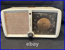 Zenith 2-101-W Tube Radio Vintage AM Original Zenith Tubes