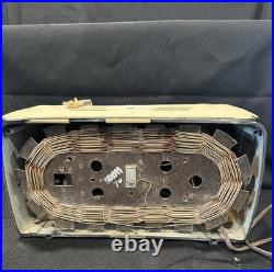 Zenith 2-101-W Tube Radio Vintage AM Original Zenith Tubes