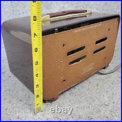 Zenith 5D811 Tube Radio Brown Bakelite AM Portable Vintage 1950's MCM Working