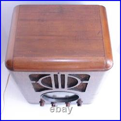 Zenith 6-S-229 Black Dial Tombstone Vintage Tube Radio Powers On, 1938 Antique Zenith 6-S-229 Black Dial Tombstone Vintage Tube Radio Powers On, 1938 Antique