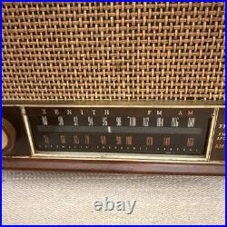 Zenith K731 AM FM Tube Radio Wood Tabletop MCM Vintage USA Tested Works