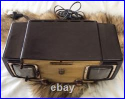 Zenith L-622 Clock Radio 1953 Bakelite Tube Clock Vintage