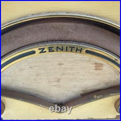 Zenith Long Distance Tube Radio. Model 8H034. Vintage Wood Cabinet