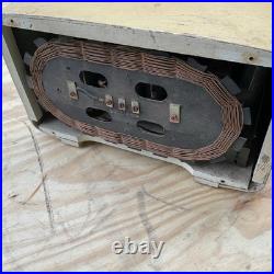 Zenith Long Distance Tube Radio. Model 8H034. Vintage Wood Cabinet