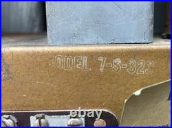 Zenith Model 7S323 Vintage Wood Table Top Tube Radio Classic Art DecoNeeds work