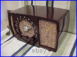 Zenith T723 FM/AM Tube Radio Recapped Safe Works Excellent Beautiful 1955 VTG Zenith T723 FM/AM Tube Radio Recapped Safe Works Excellent Beautiful 1955 VTG