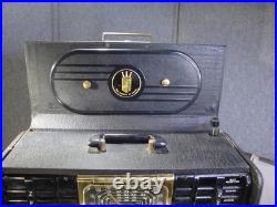 Zenith Trans-Oceanic Portable Shortwave Radio WORKS Model H500 Vintage