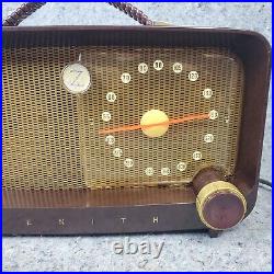 Zenith Tube Radio 5D811 Brown Bakelite AM Portable Vintage 1950s MCM Works