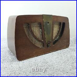 Zenith Tube Radio 6D030-Z Vintage Eames Wood Cabinet AM Powers ON Not Working Zenith Tube Radio 6D030-Z Vintage Eames Wood Cabinet AM Powers ON Not Working