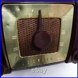 Zenith Tube Radio Model H615 AM Portable Red MCM Vintage Tested Working