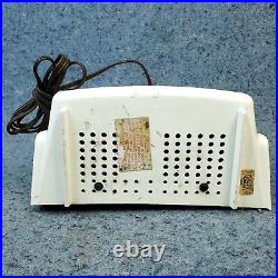 Zenith Tube Radio Model K510WA AM Vintage MCM Mid Century Modern White Works