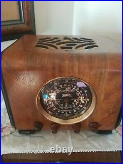 Zenith Vintage Cube Radio Model7d-222